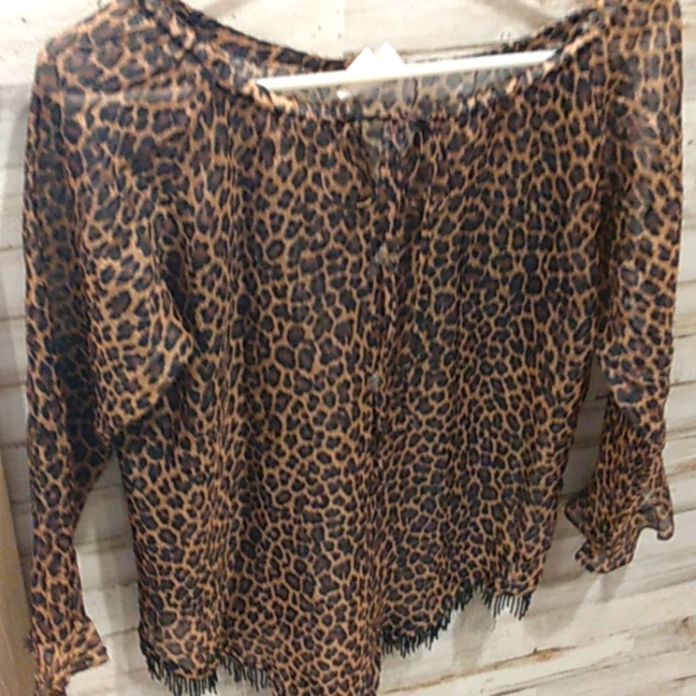 Country Pickins women's top.   Box 151